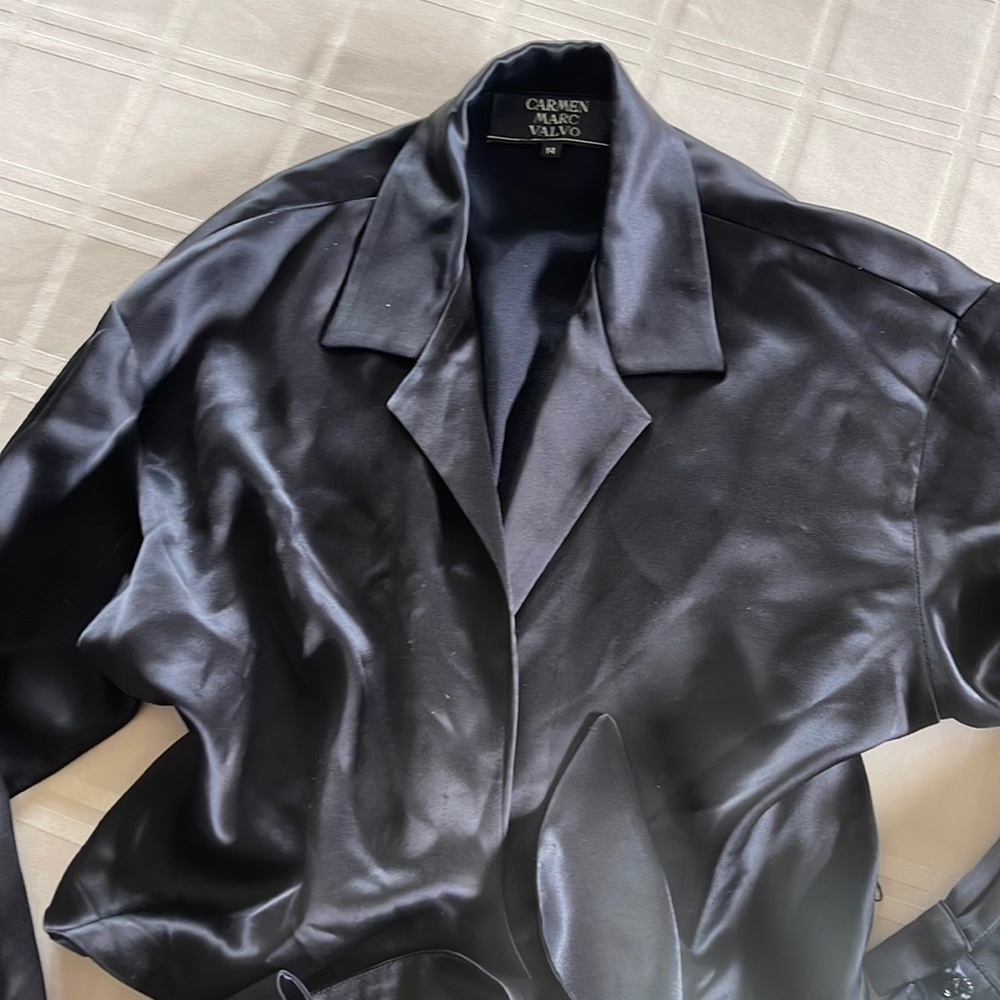Carmen Marc Valvo long sleeve wrap blouse